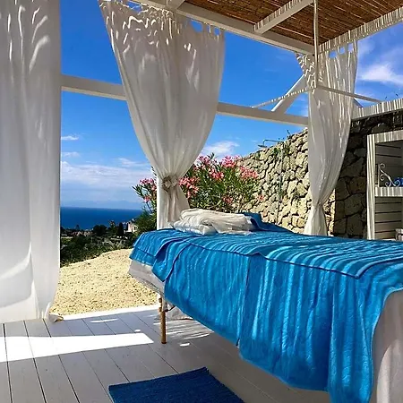 Tenuta C'est La Vie 4*